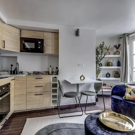 Le Moka - Duplex & Bright- Near Champs-elysees Apartment