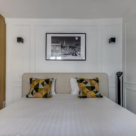 Le Moka - Duplex & Bright- Near Champs-elysees *