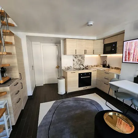 Le Moka - Duplex & Bright- Near Champs-elysees Apartamento *