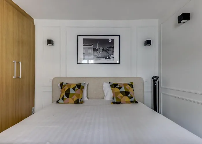 Le Moka - Duplex&bright- Near Champs-elysées *